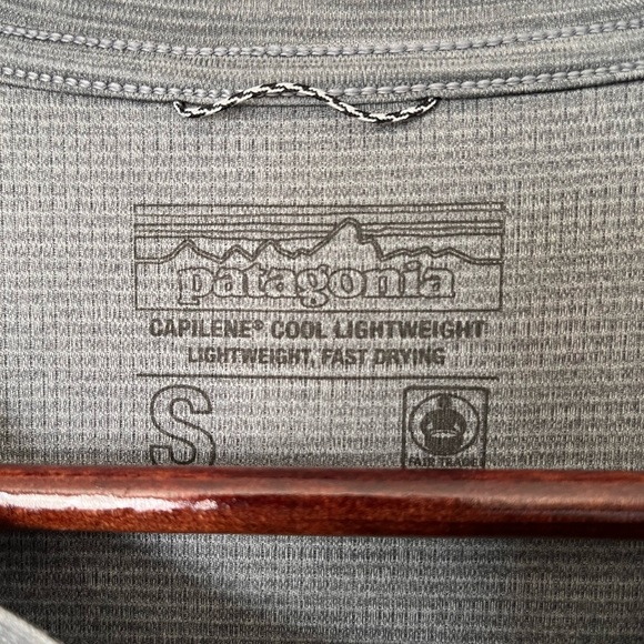 Mens Patagonia Cool Daily Capilene T Shirt Small - Picture 4 of 5